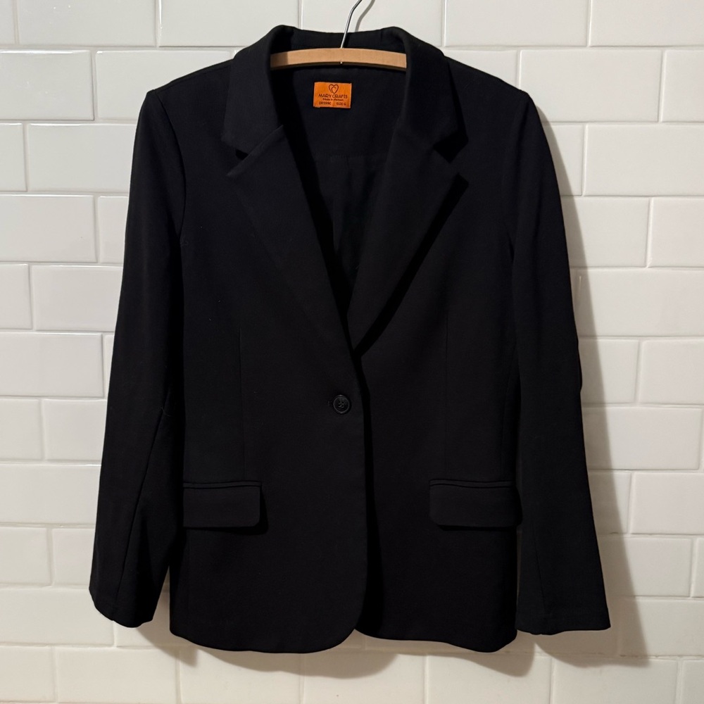 Classic Black Women's Blazer